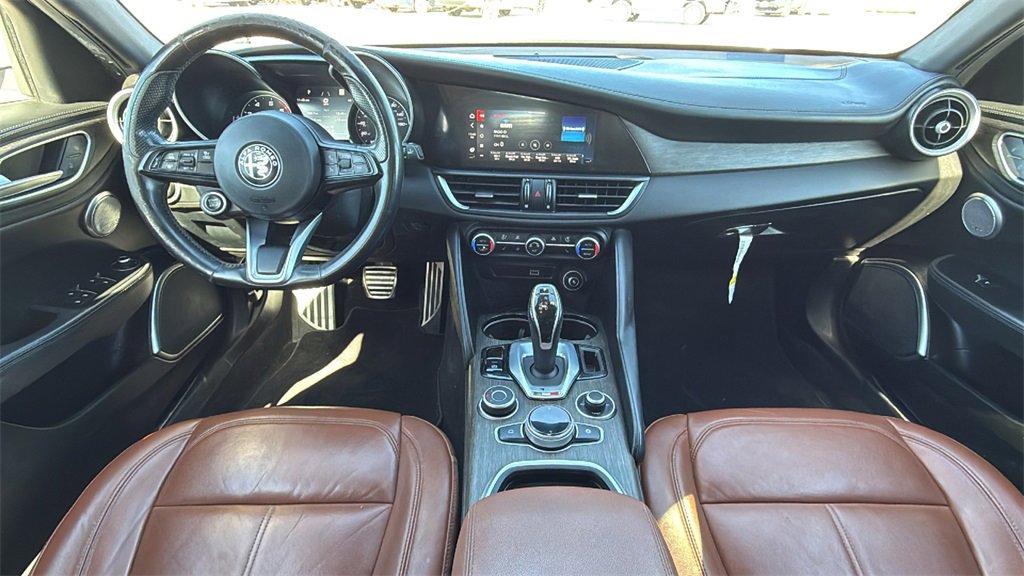 Used 2022 Alfa Romeo Giulia Ti image 18