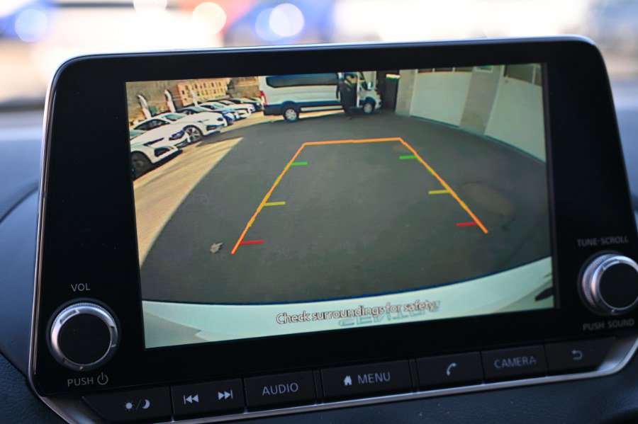 Used 2022 Nissan Sentra SV w/ Trunk Package image 18