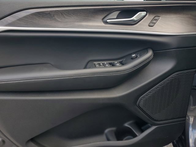 New 2025 Jeep Grand Cherokee Limited image 22