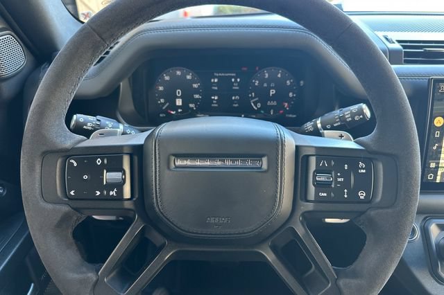Used 2023 Land Rover Defender 110 V8 AWD/4WD image 23