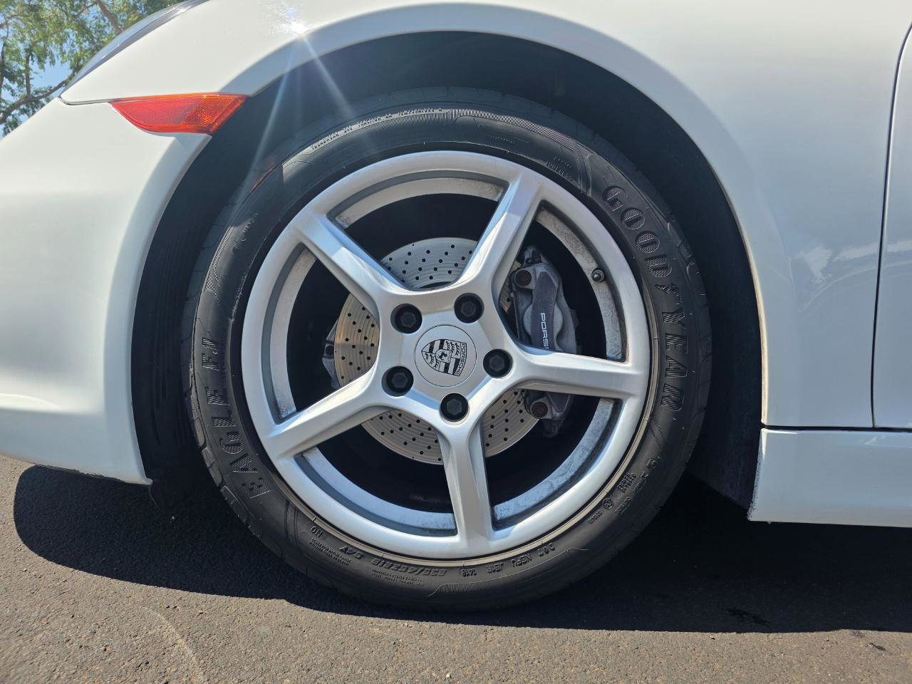 Used 2016 Porsche Boxster w/ Infotainment Package RWD image 38