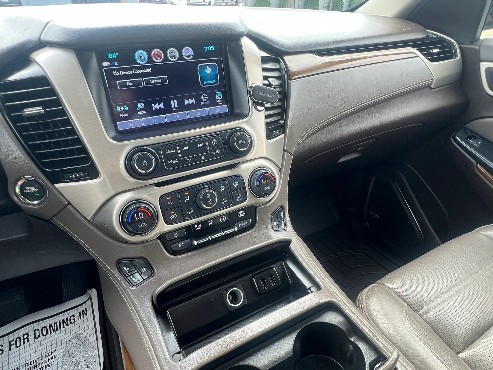 Used 2020 GMC Yukon Denali w/ Denali Premium Package AWD/4WD image 24