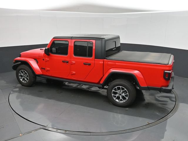 Used 2024 Jeep Gladiator Sport AWD/4WD image 24
