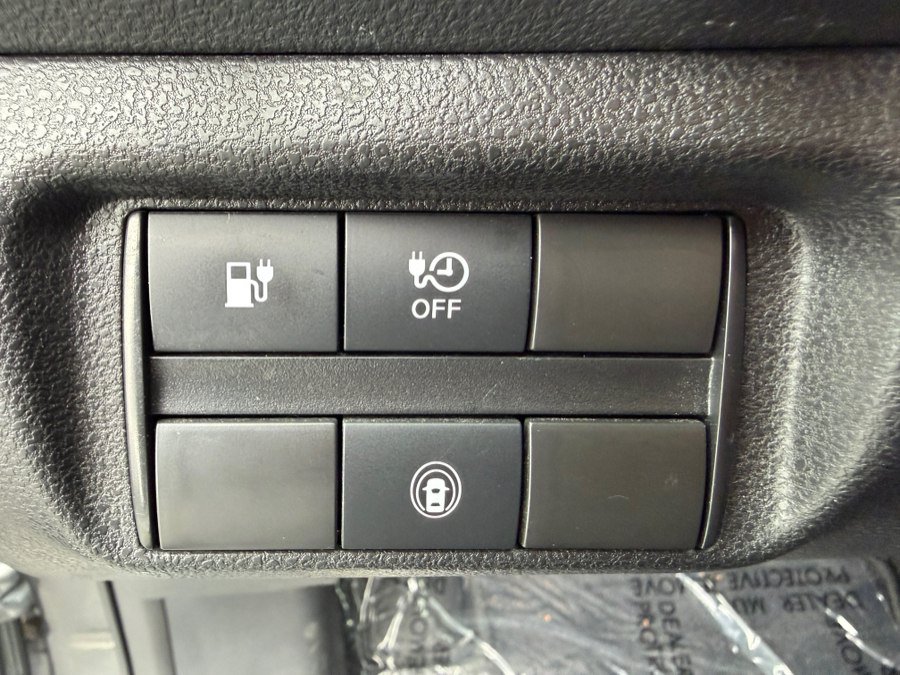 Used 2025 Nissan Leaf S FWD image 15