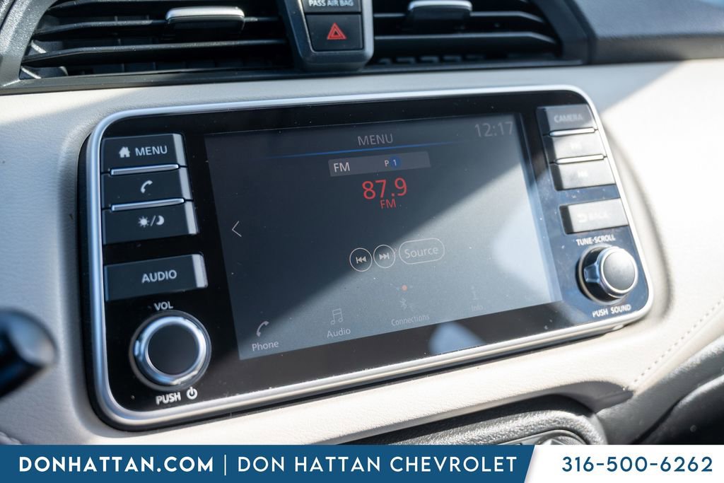 Used 2021 Nissan Versa SV image 9