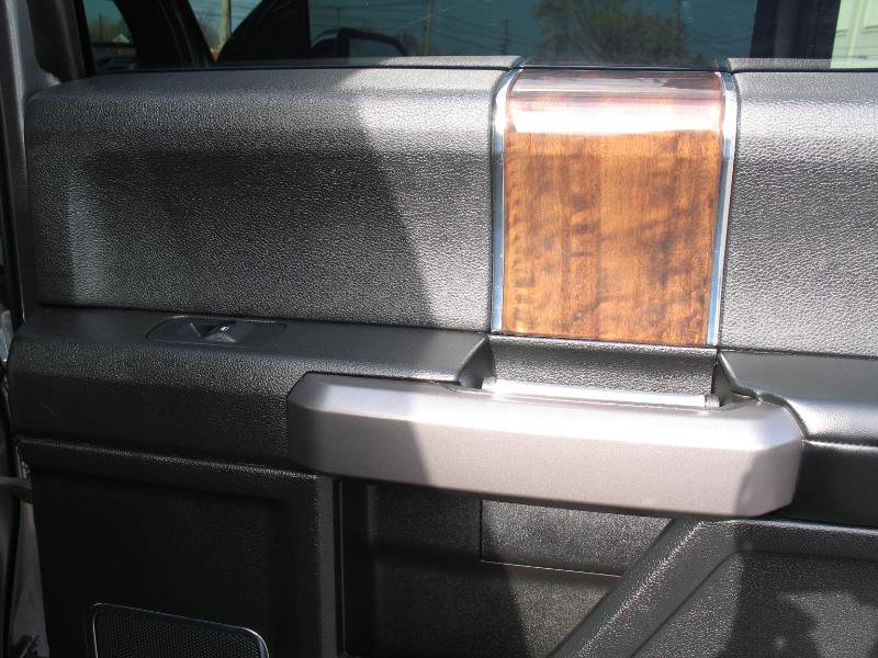 Used 2016 Ford F150 Platinum w/ Equipment Group 701A Luxury image 44