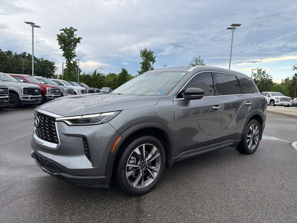 Used 2023 INFINITI QX60 Luxe w/ Cargo Package AWD/4WD image 8