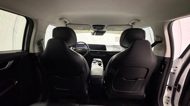 Used 2024 Kia EV6 Light image 27