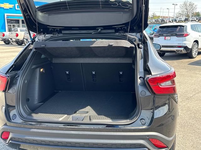New 2026 Chevrolet Trax RS w/ Sunroof Package image 13