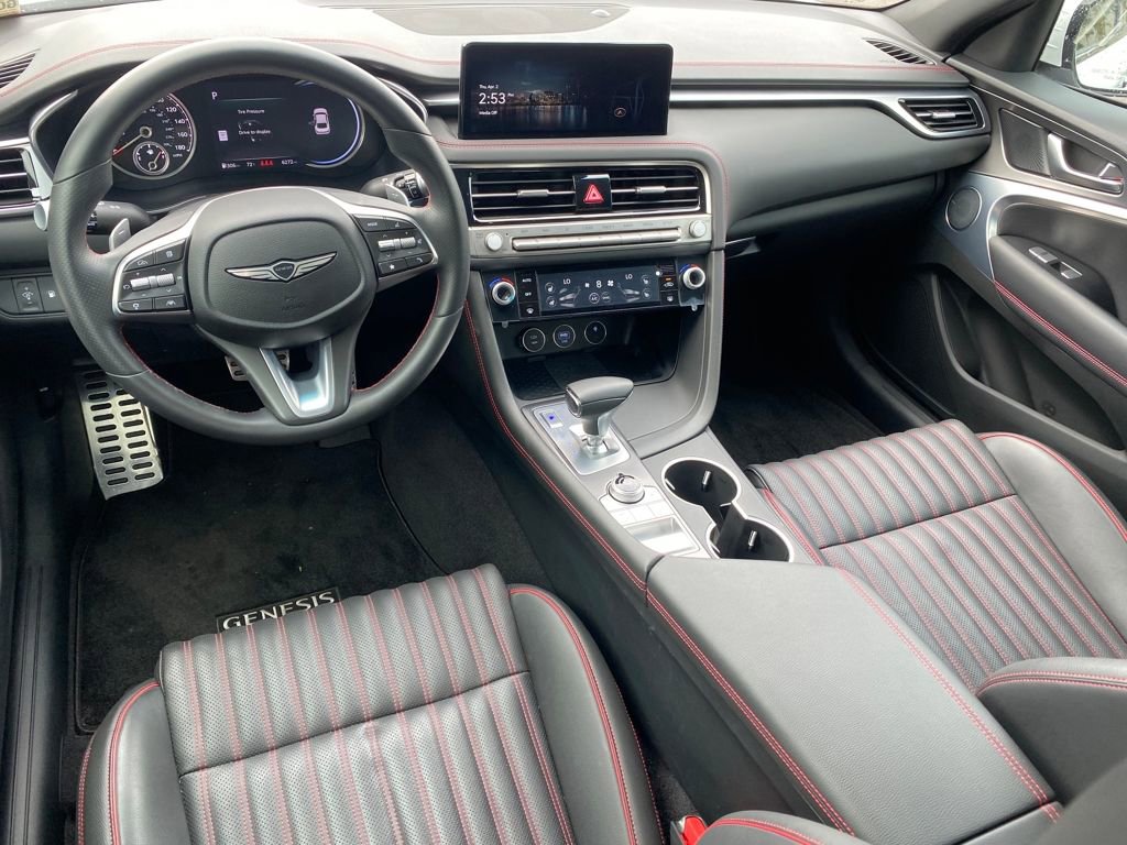 Used 2025 Genesis G70 2.5T w/ Sport Prestige Package image 30