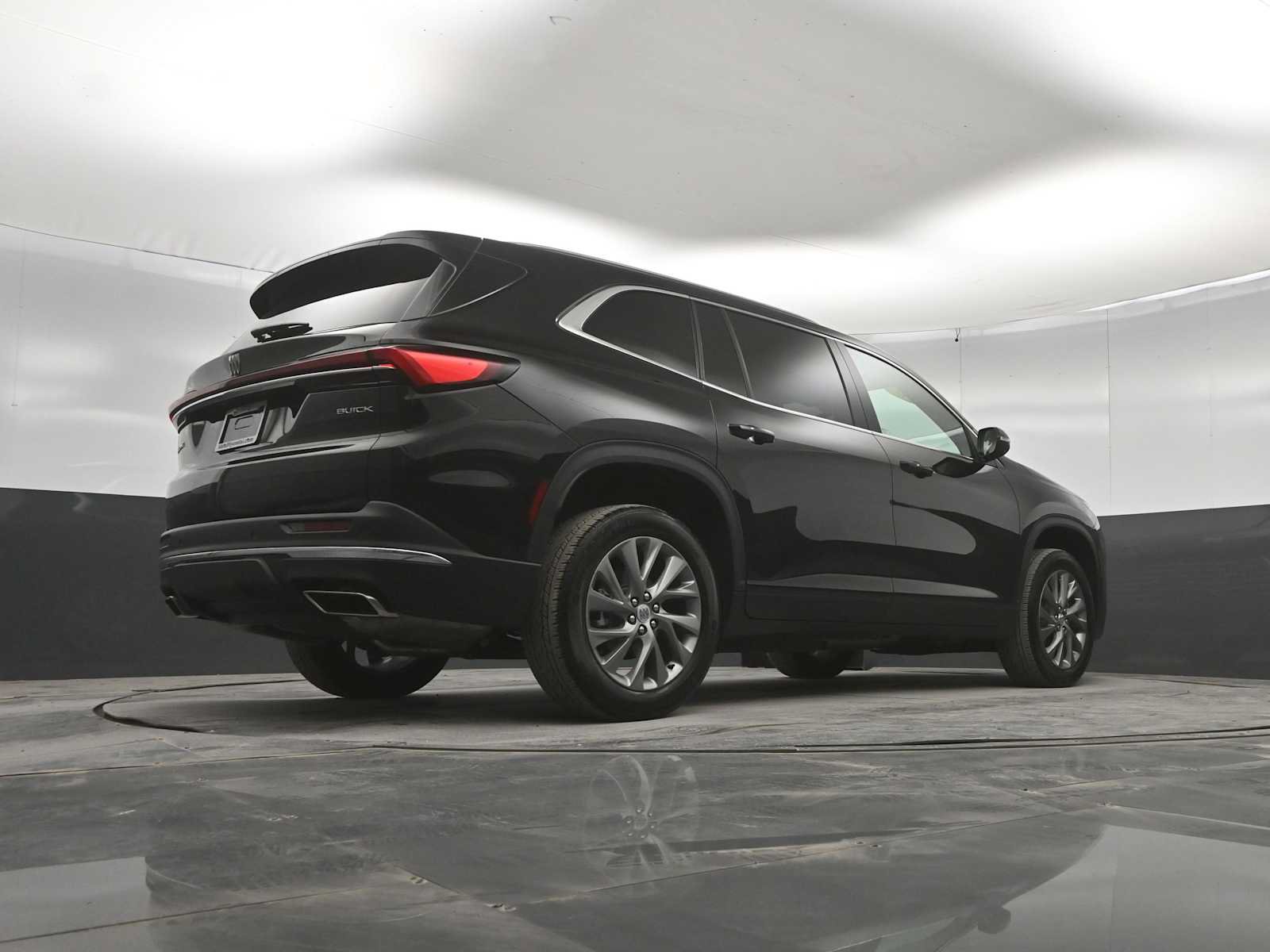 Used 2026 Buick Enclave Preferred FWD image 39