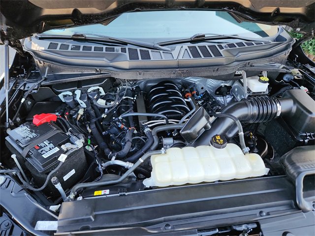 Used 2023 Ford F150 XLT w/ Trailer Tow Package image 16