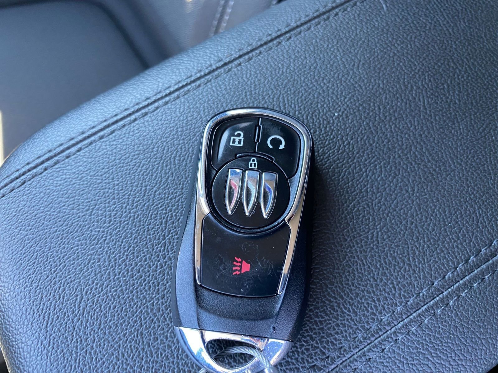Used 2025 Buick Encore GX Preferred FWD image 23