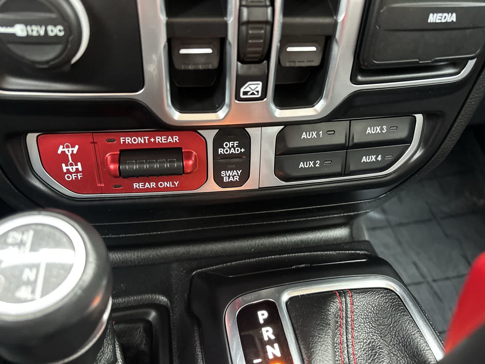 Used 2021 Jeep Wrangler Unlimited Rubicon AWD/4WD image 27