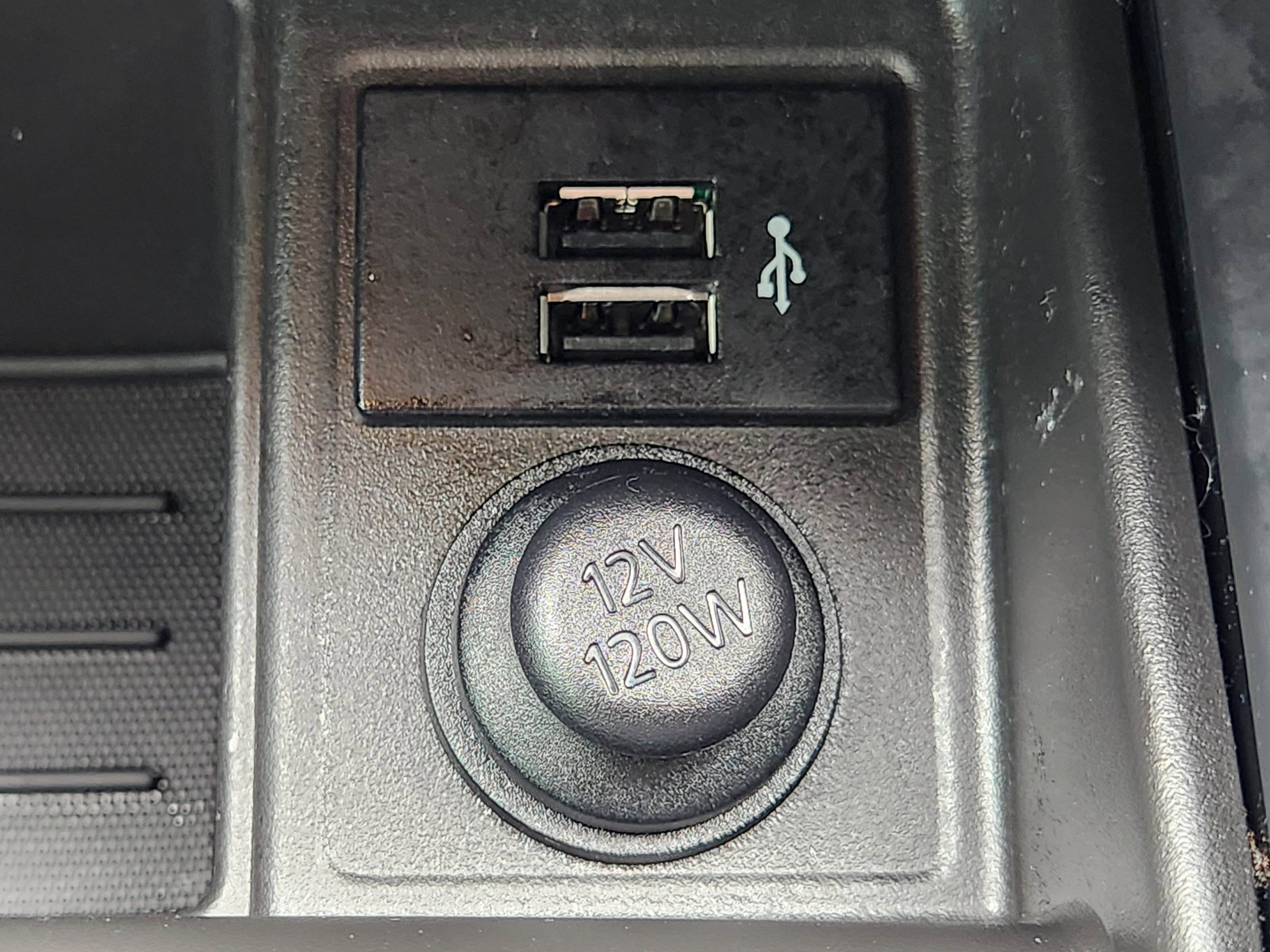 Used 2019 INFINITI QX50 Luxe w/ Navigation Package image 24