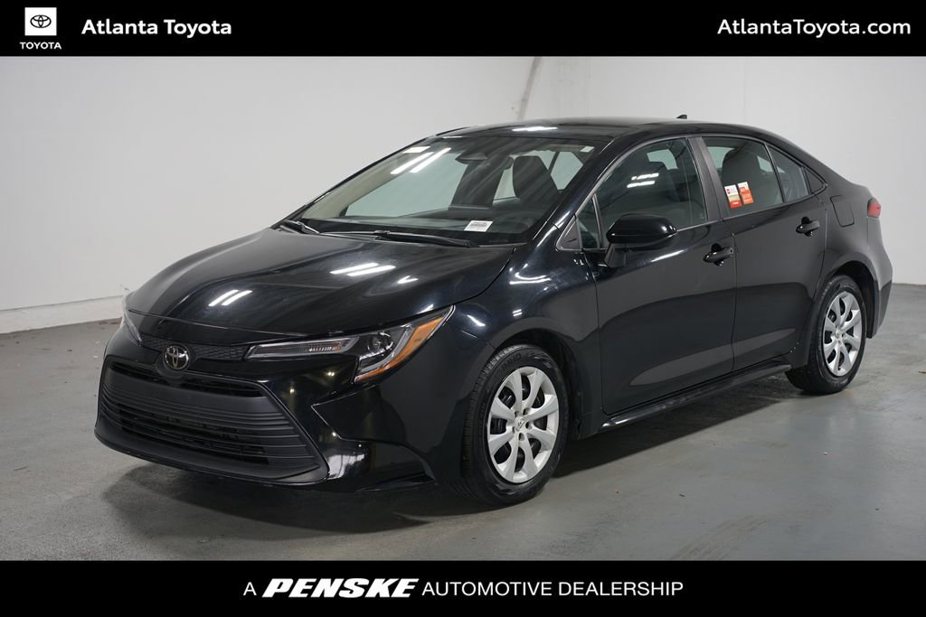 Certified 2023 Toyota Corolla LE image 1