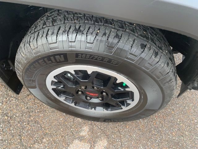 Used 2025 Toyota 4Runner 4WD image 10