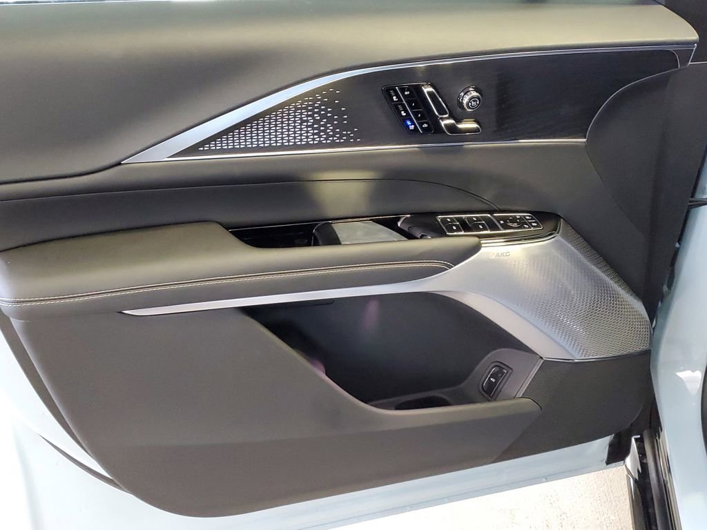 New 2026 Cadillac Lyriq V w/ Exterior Carbon Fiber Package image 13