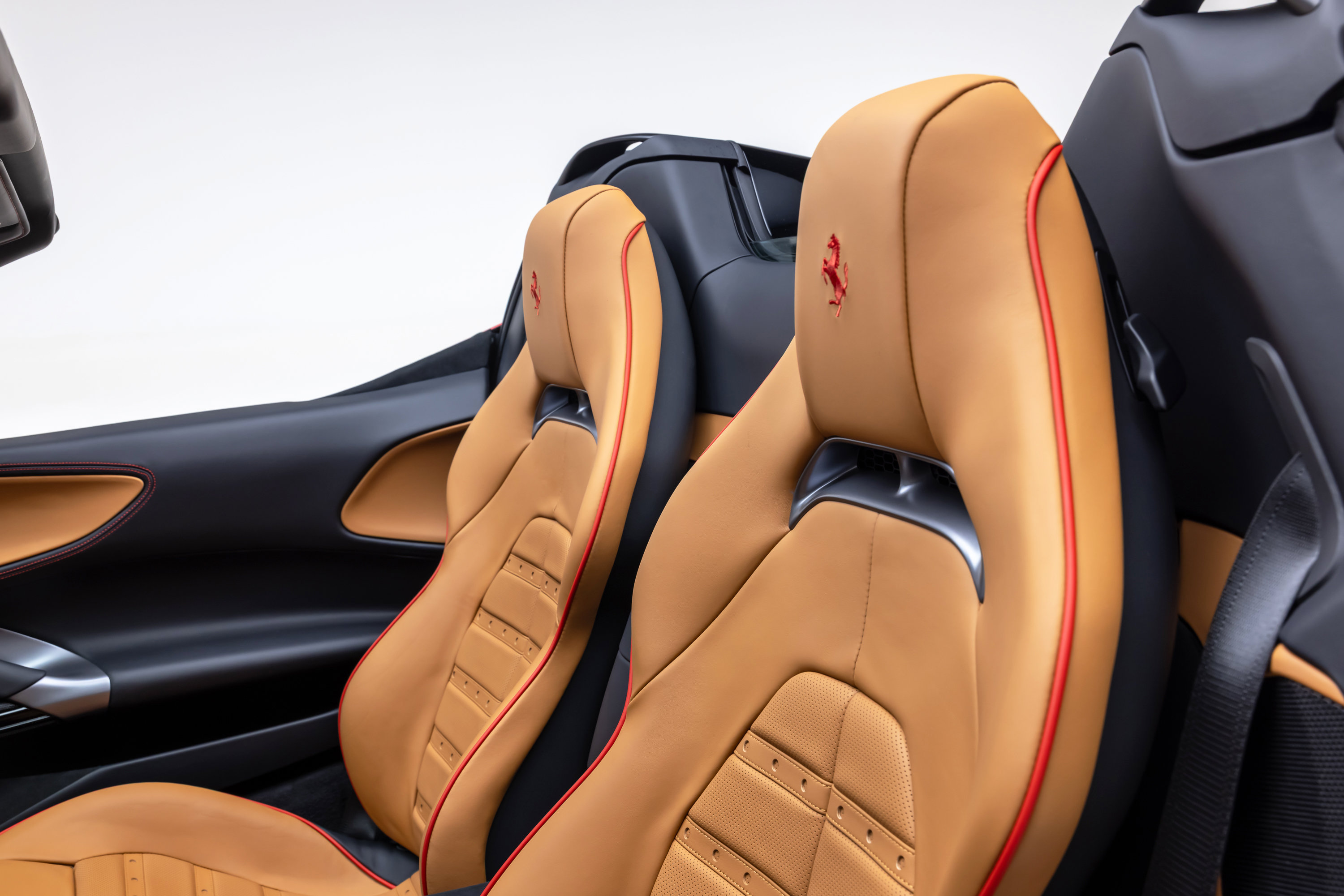 Certified 2025 Ferrari SF90 Spider AWD/4WD image 76