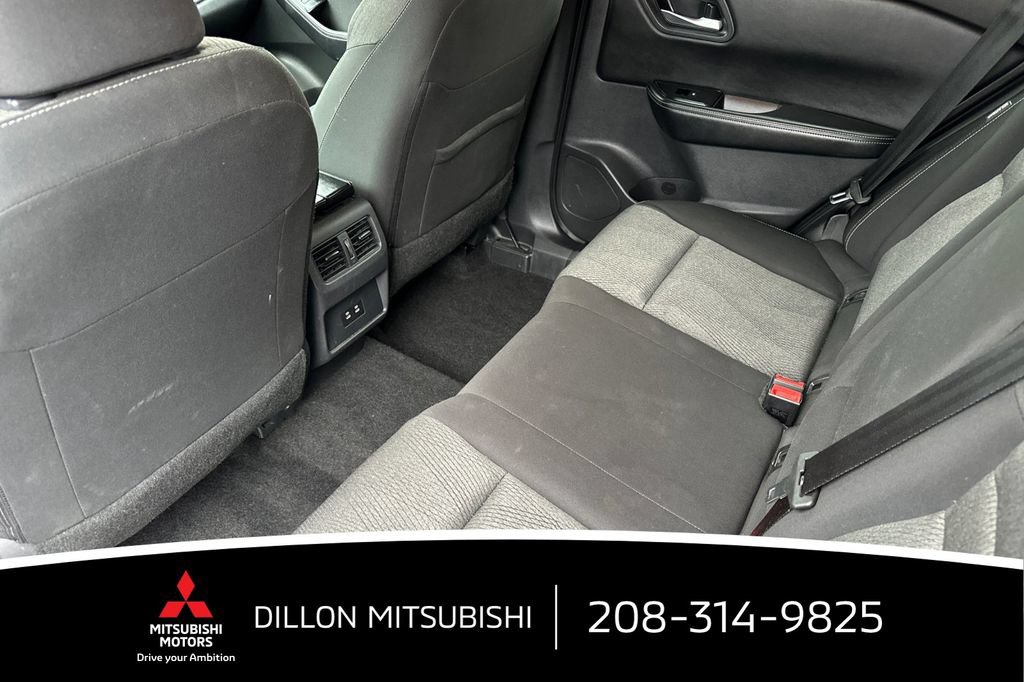 Used 2025 Nissan Rogue SV AWD/4WD image 15