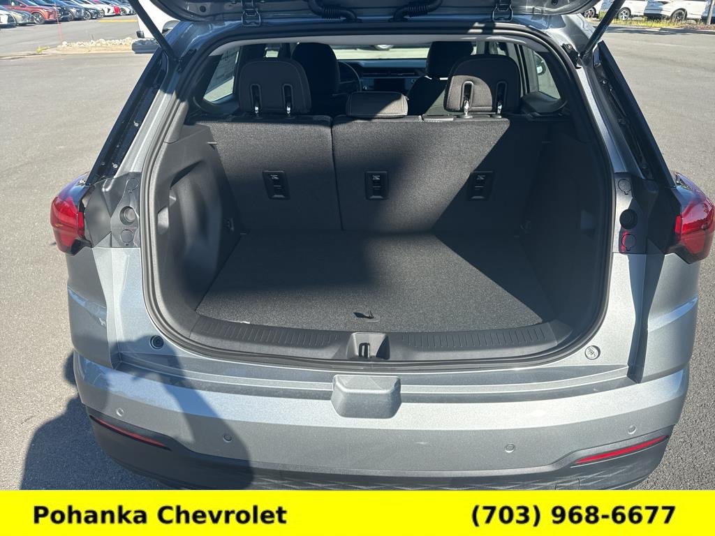 New 2027 Chevrolet Bolt LT FWD image 24