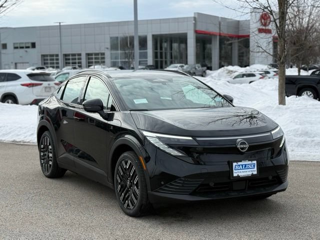 New 2026 Nissan Leaf Platinum+ w/ Floor Mat Package (Platinum+) FWD image 3