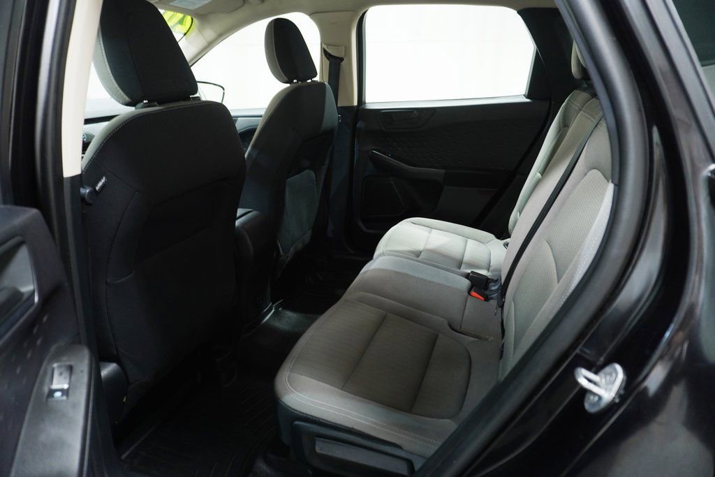 Used 2020 Ford Escape S image 12