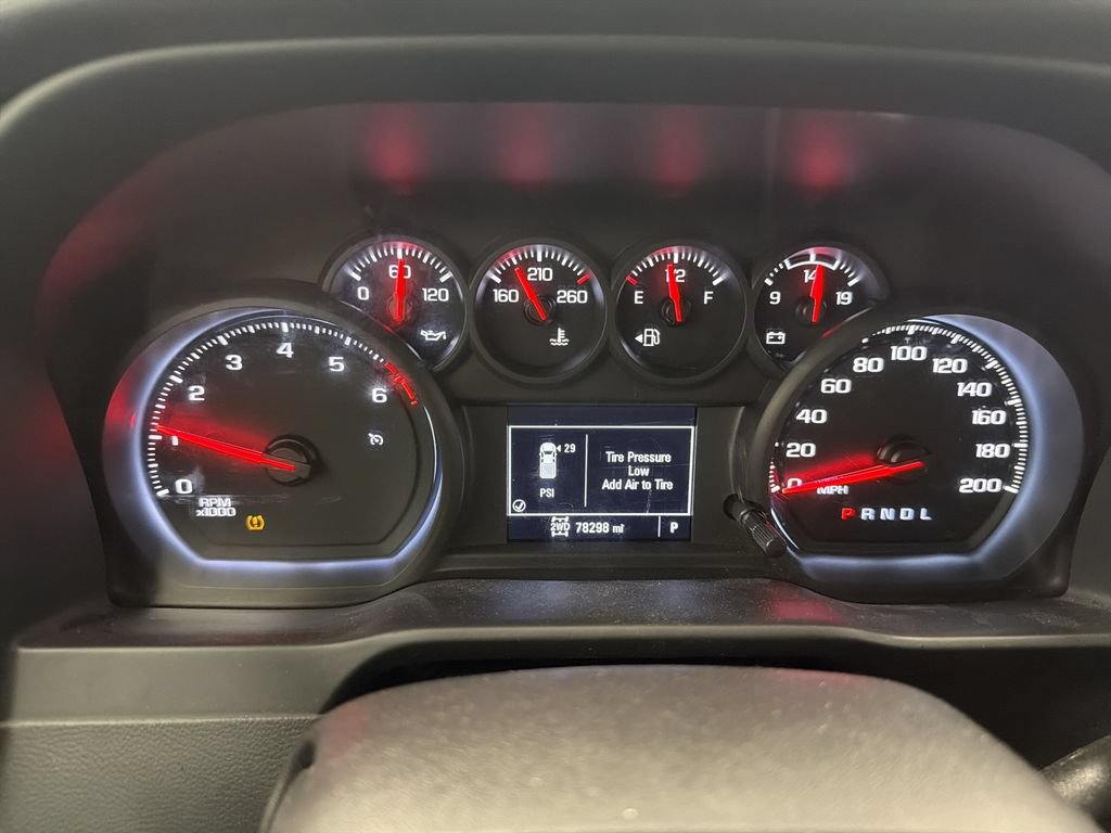 Used 2020 Chevrolet Silverado 1500 Custom Trail Boss w/ Custom Convenience Package AWD/4WD image 26