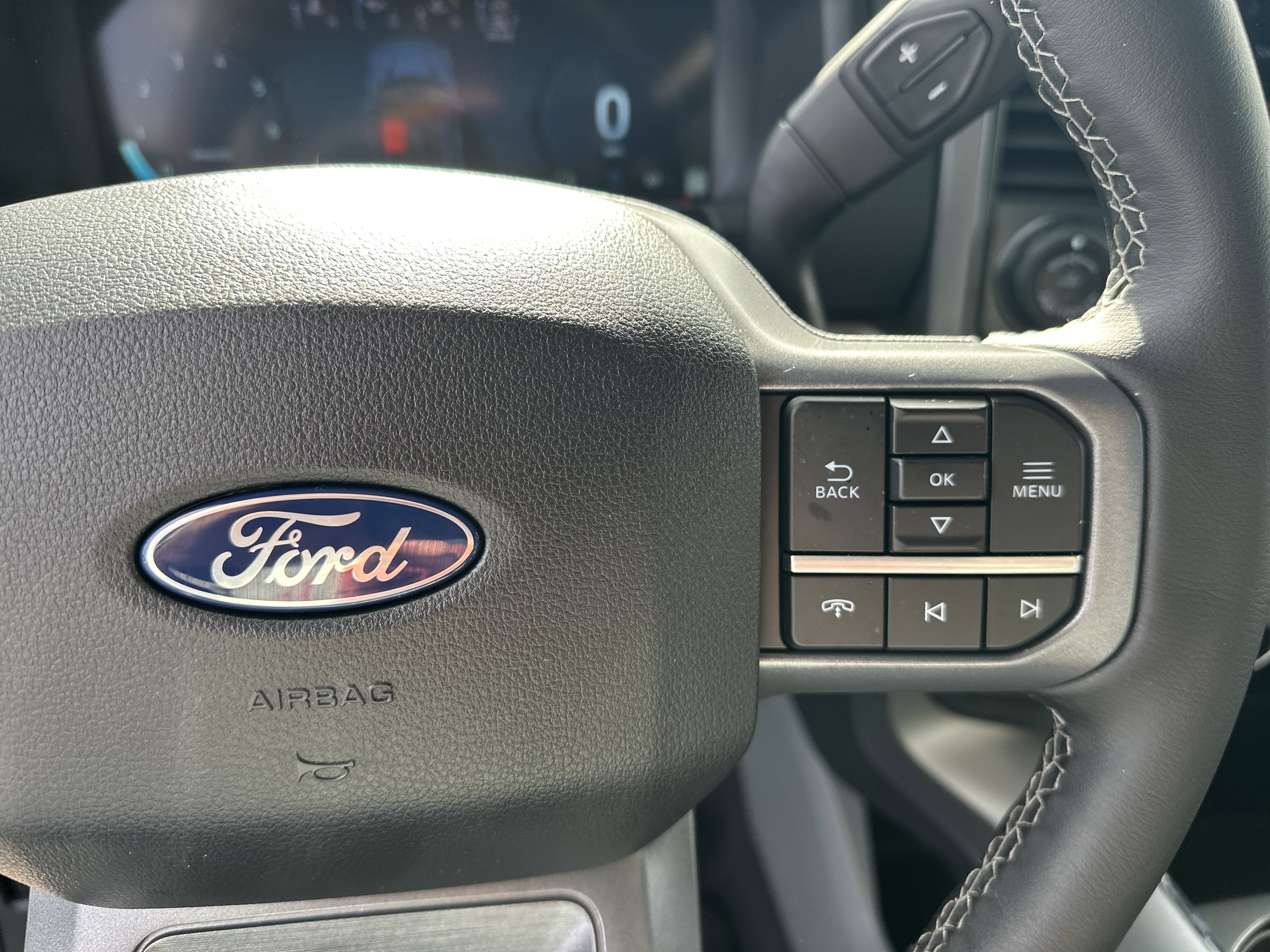 Used 2025 Ford F150 XLT w/ Equipment Group 302A MID image 26