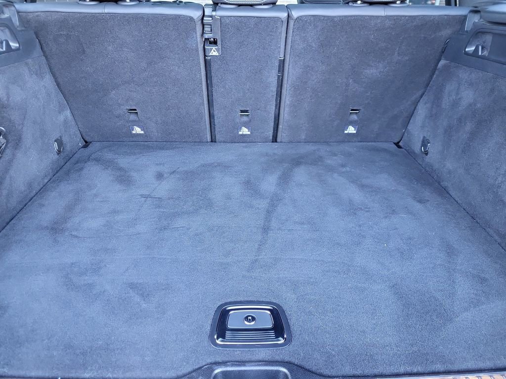 Used 2018 Mercedes-Benz GLC 300 4MATIC image 30