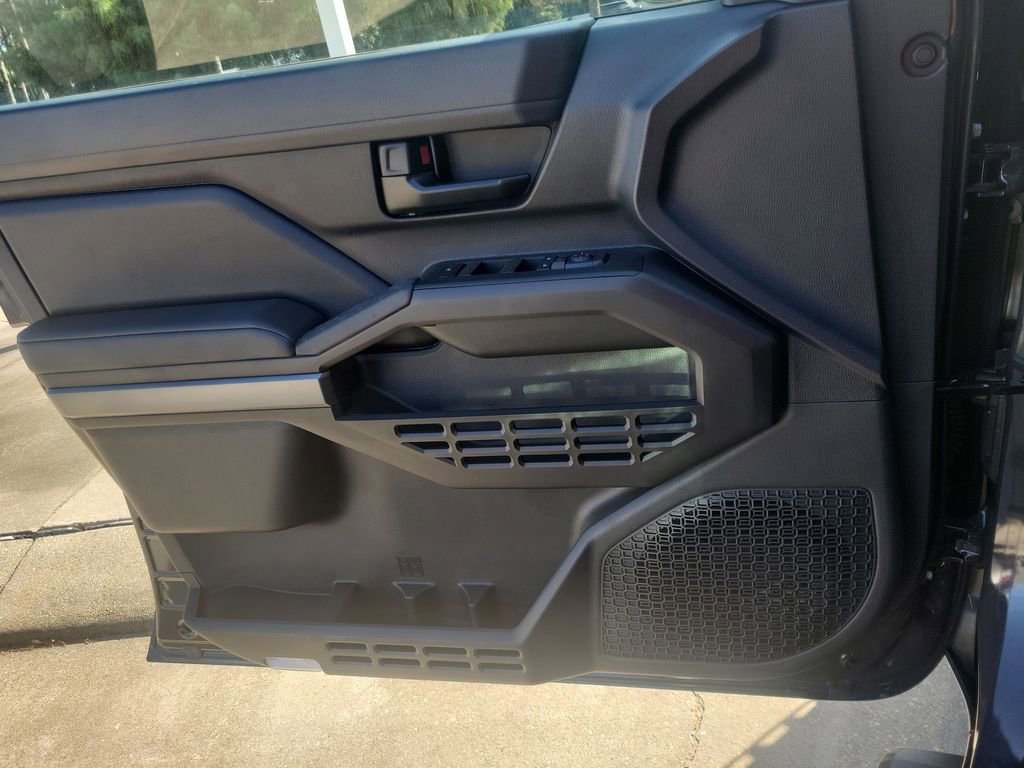 Certified 2025 Toyota Tacoma SR5 image 12