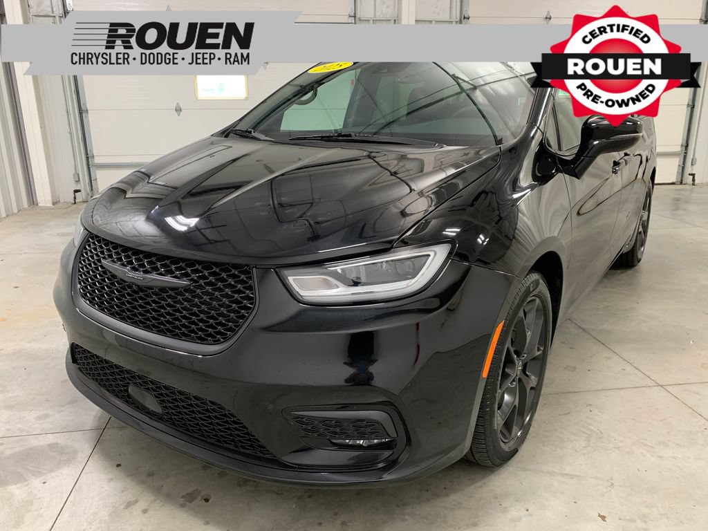 Used 2025 Chrysler Pacifica Limited FWD video 1