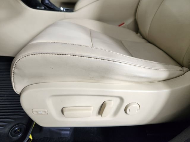 Used 2016 Toyota Highlander XLE AWD/4WD image 26