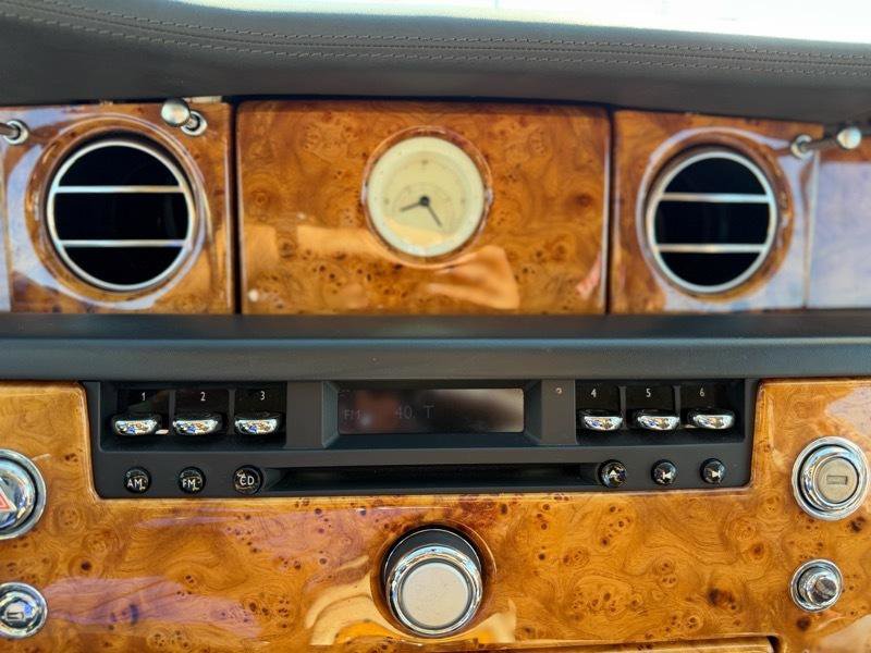 Used 2006 Rolls-Royce Phantom Sedan RWD image 74