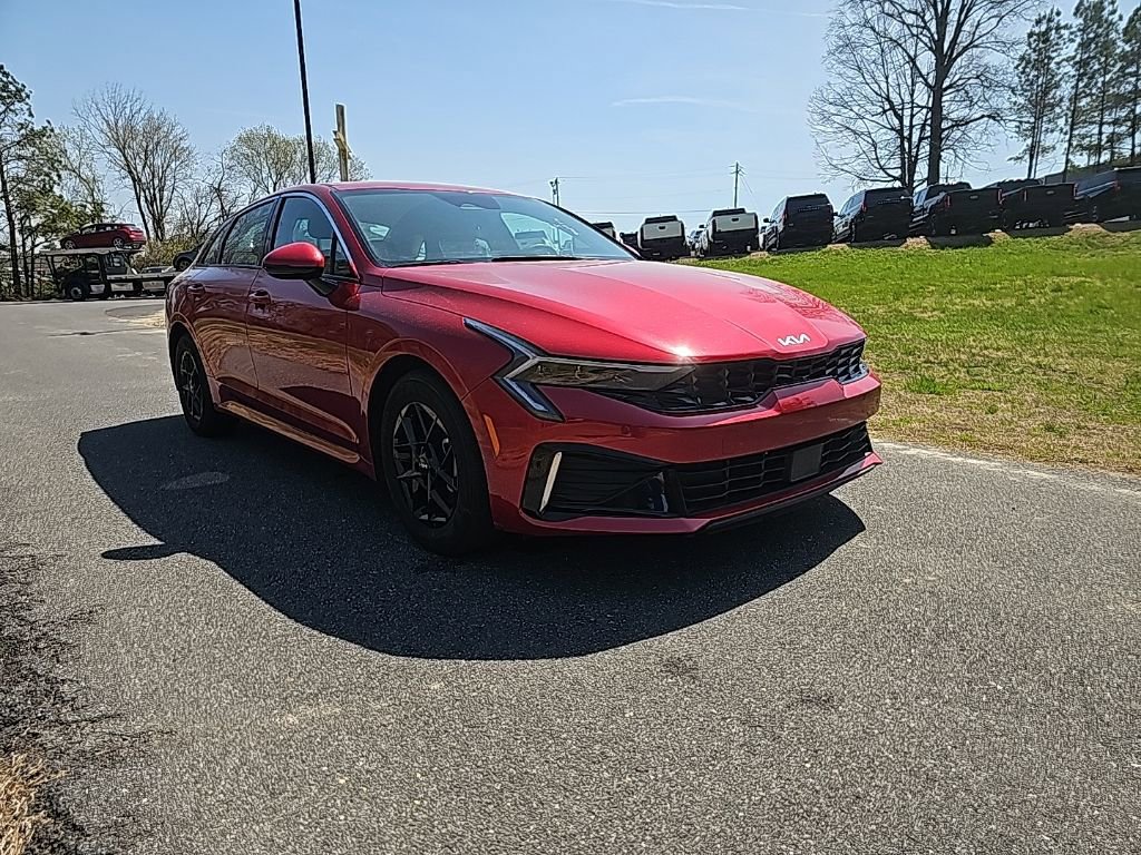 Used 2025 Kia K5 LXS image 3