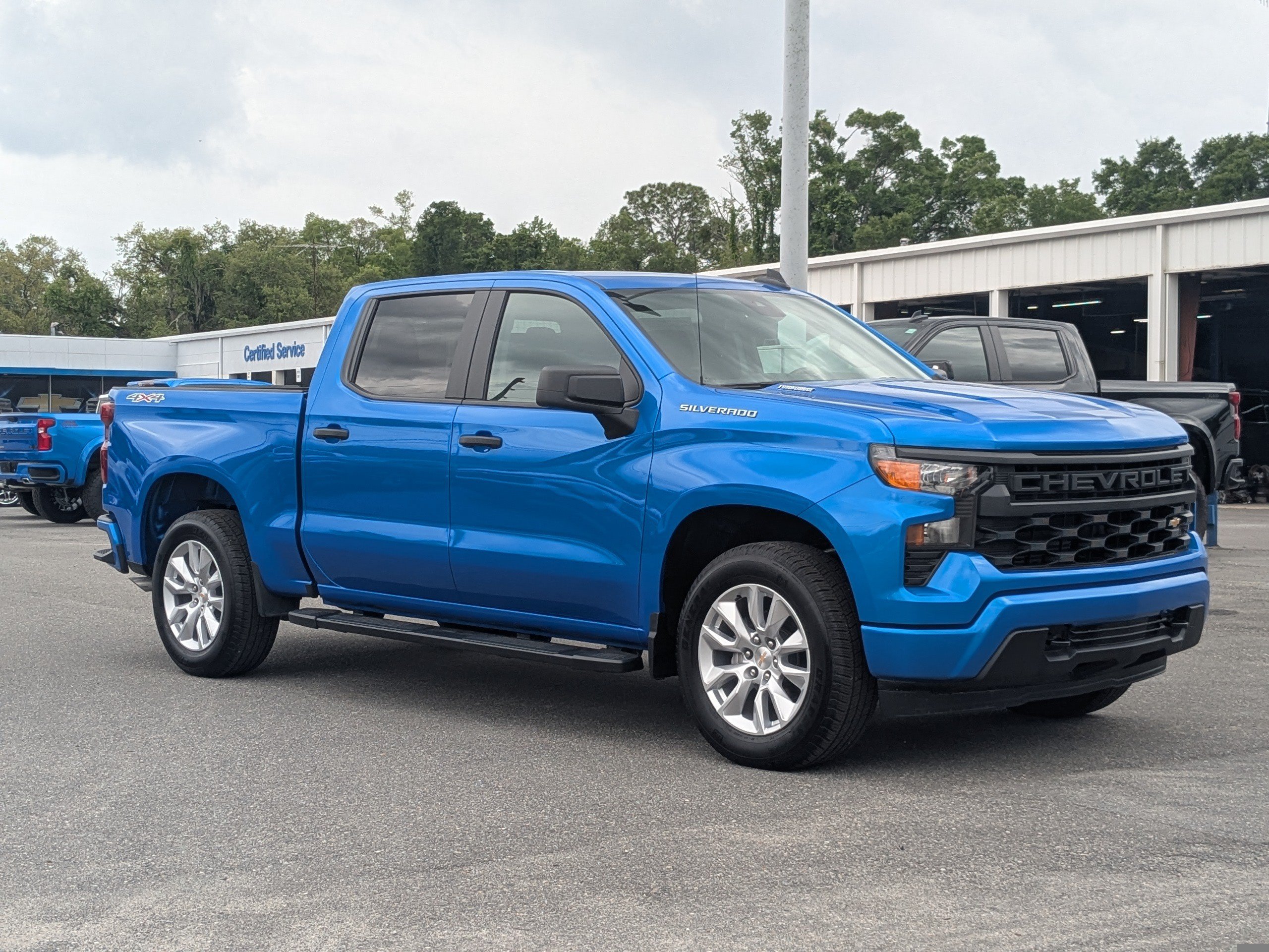 New 2026 Chevrolet Silverado 1500 Custom AWD/4WD image 2
