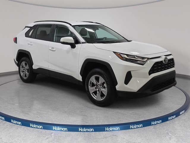 Certified 2025 Toyota RAV4 XLE FWD image 3