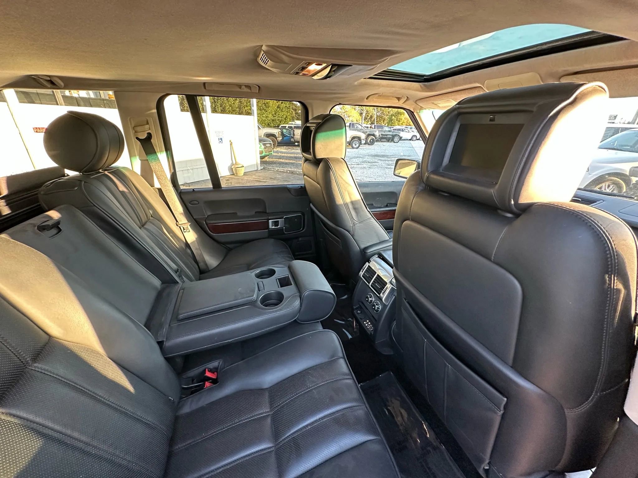 Used 2008 Land Rover Range Rover Supercharged image 29