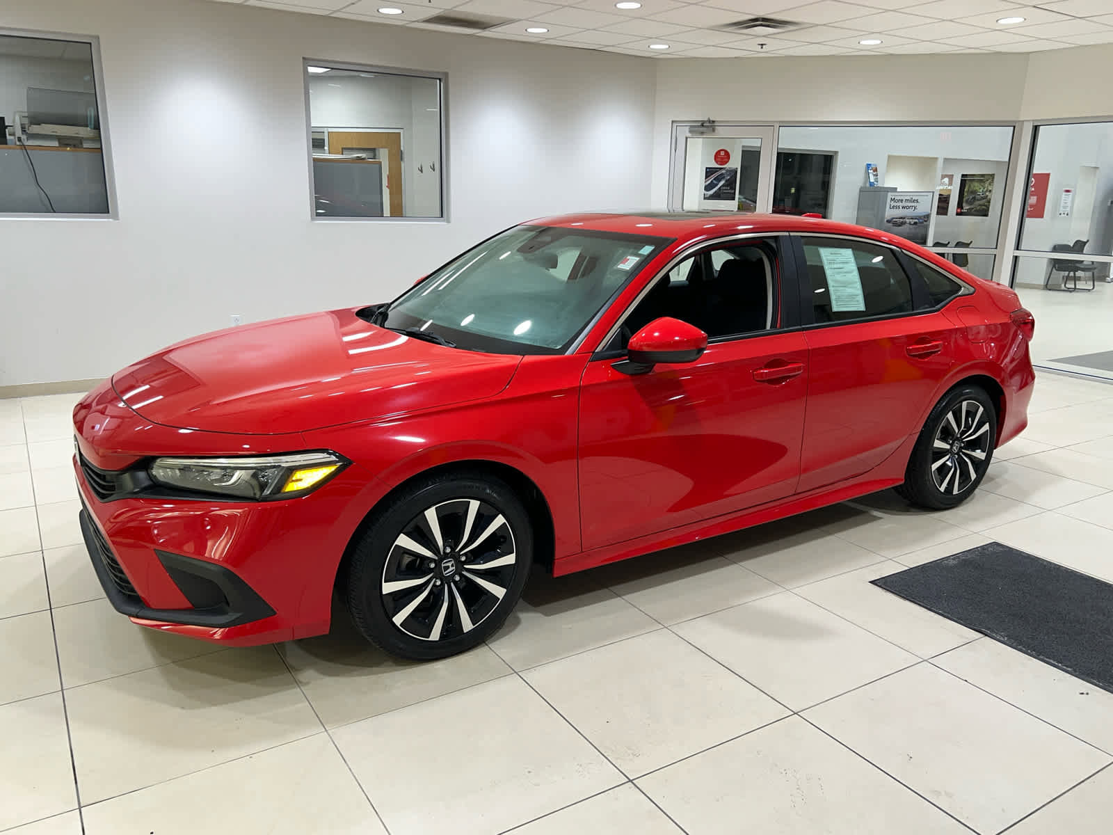 Used 2024 Honda Civic EX image 6