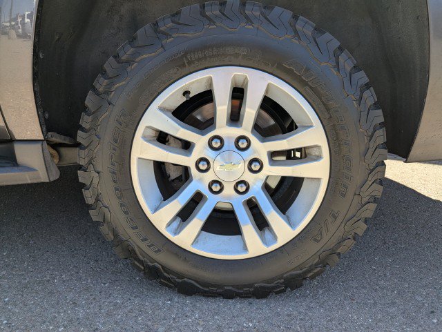 Used 2015 Chevrolet Suburban LT AWD/4WD image 30