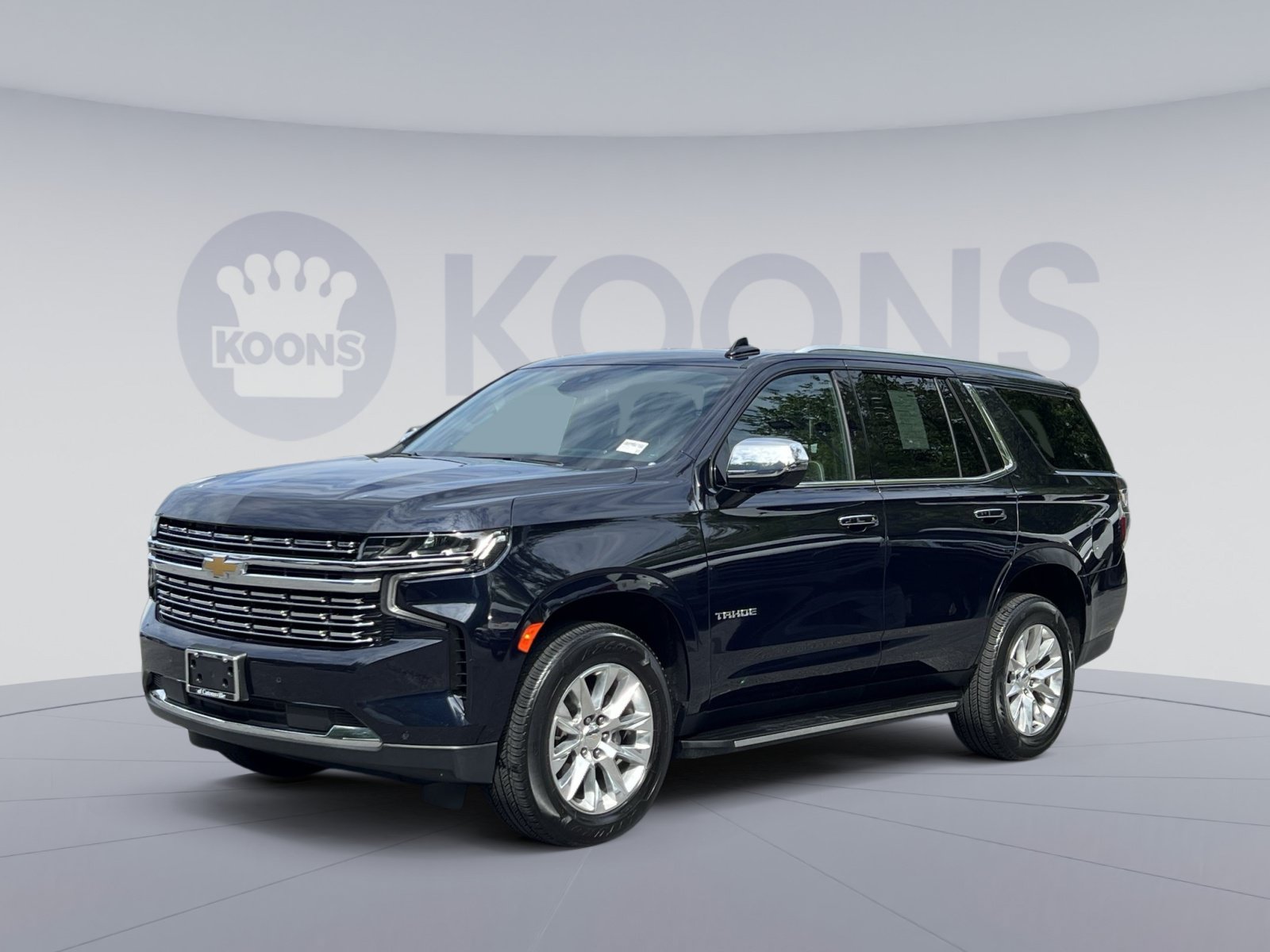 Used 2023 Chevrolet Tahoe Premier AWD/4WD image 1