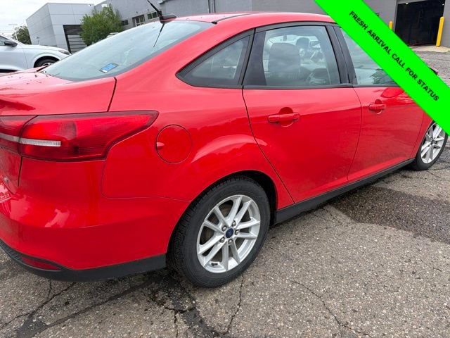 Used 2015 Ford Focus SE FWD image 9