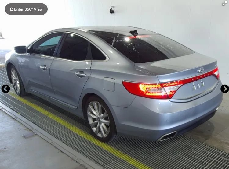 Used 2016 Hyundai Azera Limited FWD image 2