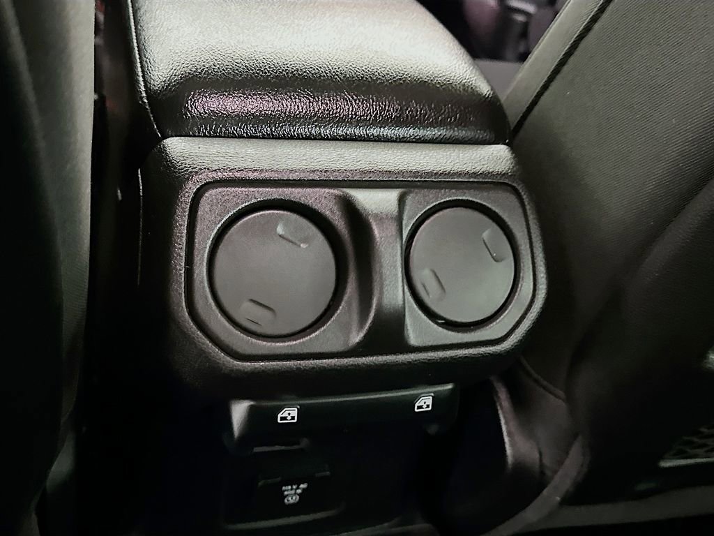 Certified 2021 Jeep Gladiator Rubicon w/ Cold Weather Group image 37