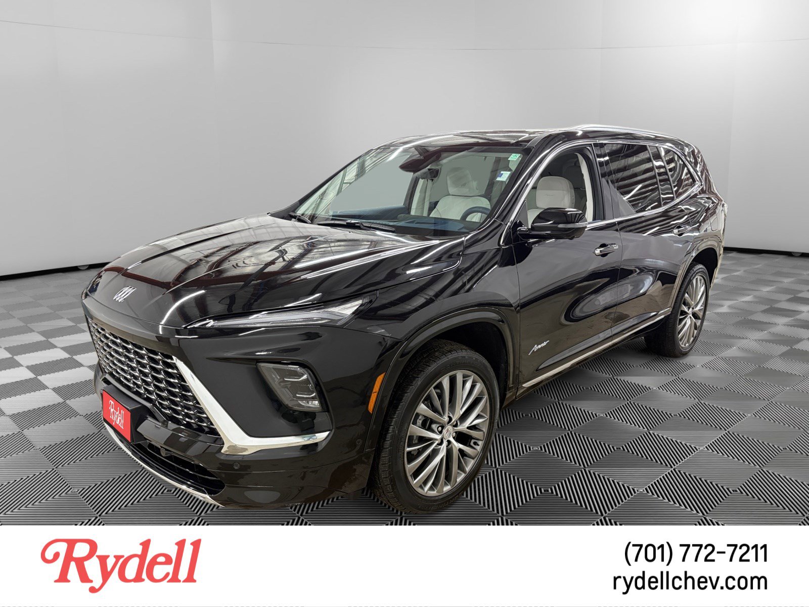 Used 2025 Buick Enclave Avenir w/ Super Cruise Package image 1