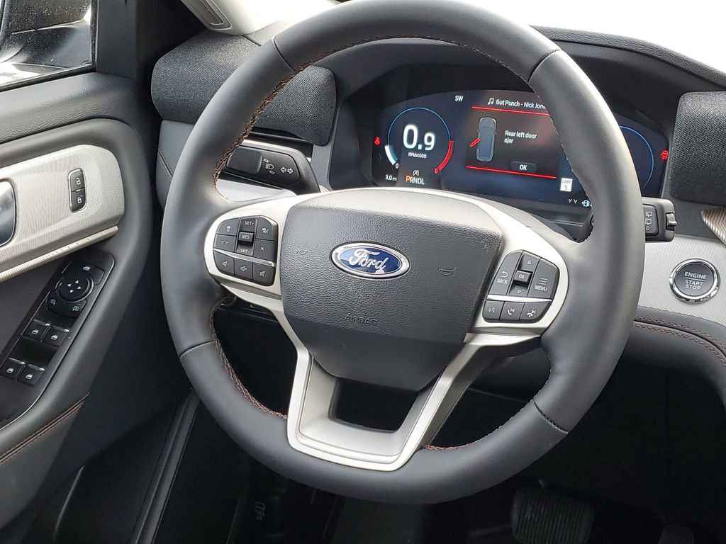 New 2026 Ford Explorer Active w/ Active Comfort Package image 27