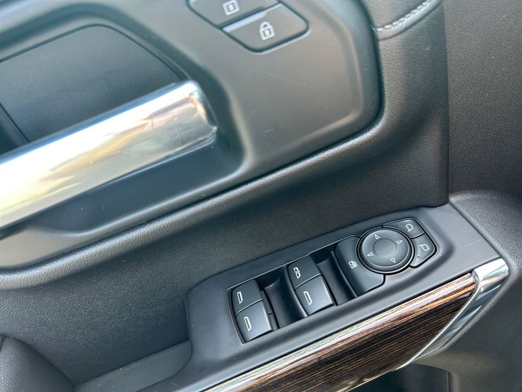 Used 2021 GMC Sierra 1500 Elevation w/ Preferred Package image 23