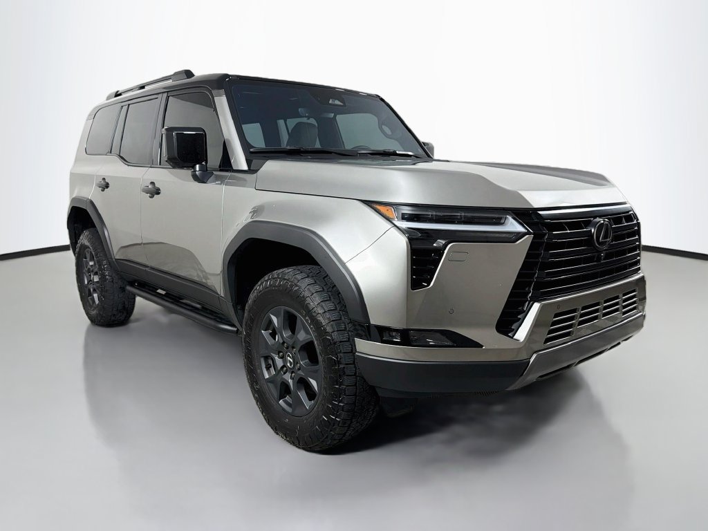 Used 2026 Lexus GX 550 w/ Accessory Package (CT) AWD/4WD image 3