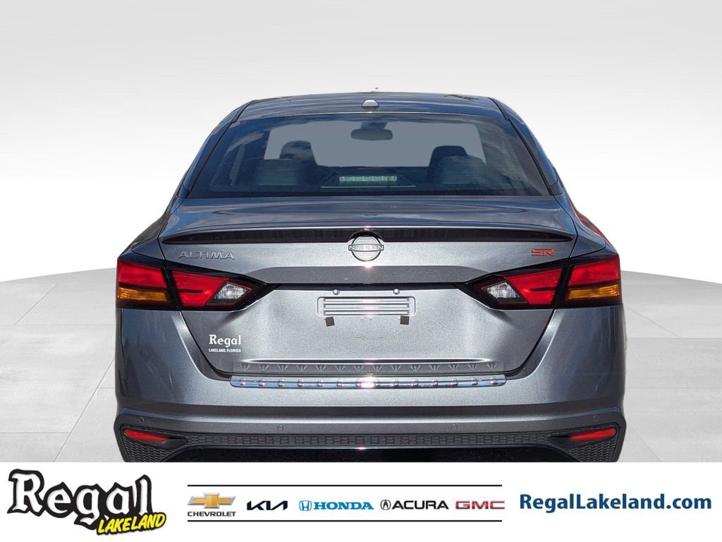 Used 2023 Nissan Altima 2.5 SR image 4