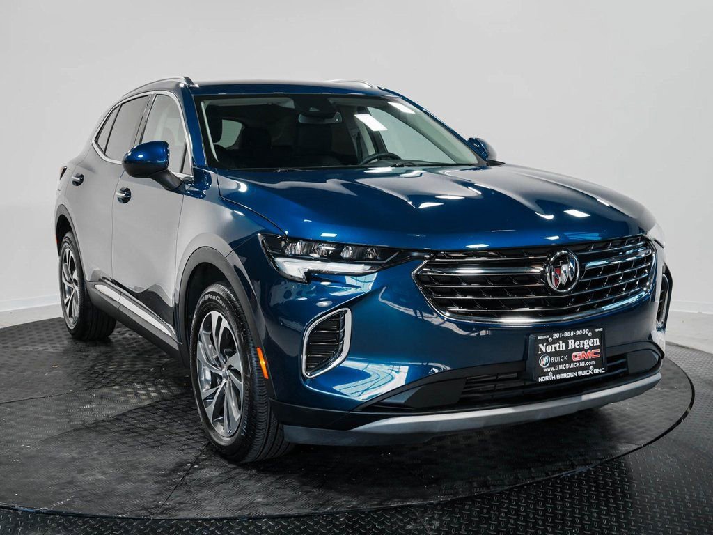 Used 2023 Buick Envision Essence image 3